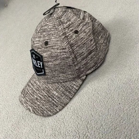Hurley Hat Gray Baseball Cap Flex Fit S/M Beach Ocean Surf Waves Black Logo - Picture 2 of 11